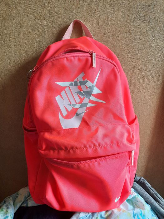 Спортивный рюкзак Nike AIR черный 20л.