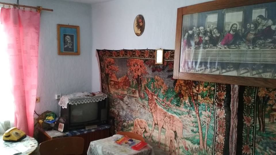 Будинок 32 м² + газ, літня кухня, 27 соток - Пробіжна