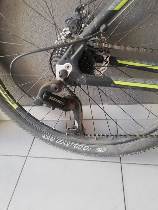 Bicicleta berg trailrock 2.2