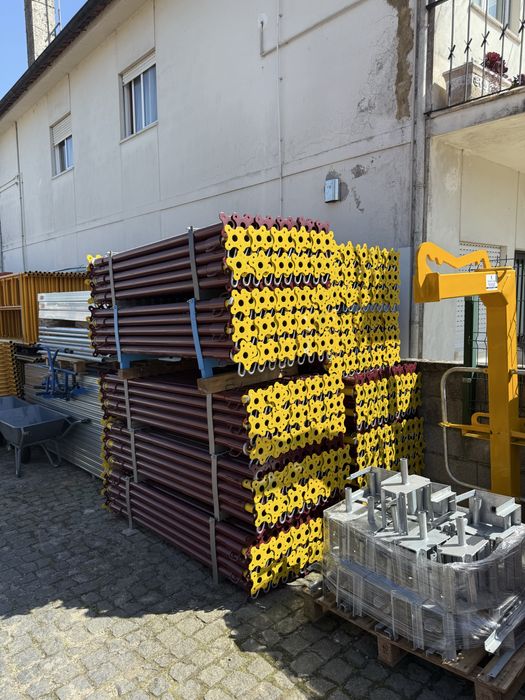 Escora/prumo reforçado 4mts 56mm novo