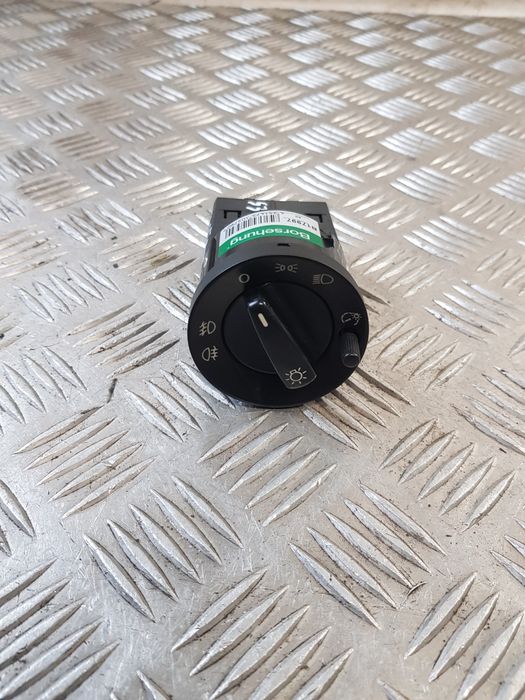 Włącznik Przełącznik Świateł 3B0941531A Skoda Octavia I 97R-