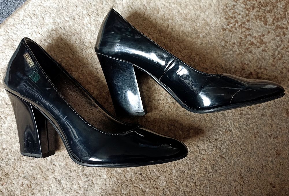 Туфлі жіночі, чорні, 36 розмір