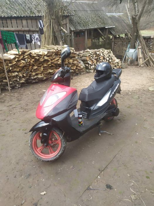 Продам скутер вайпер шторм 150