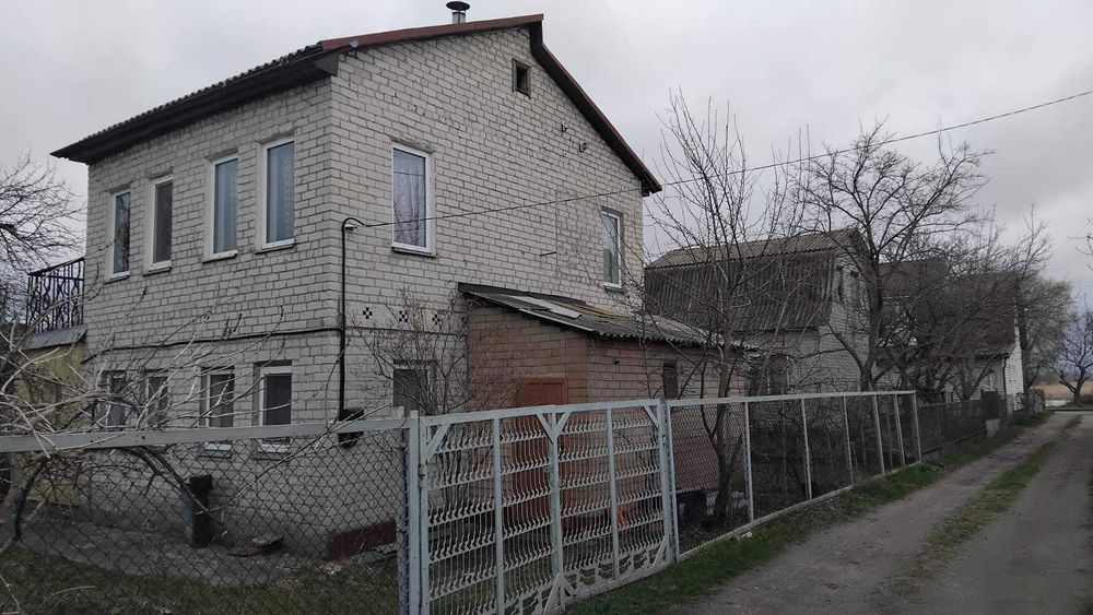 Будинок з каміном і сауною в передмісті (с. Слобода, СТ "Дніпро") (п3)