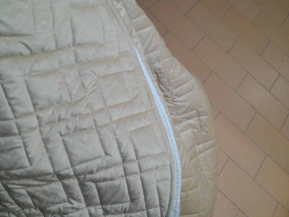 Edredão de casal em veludo