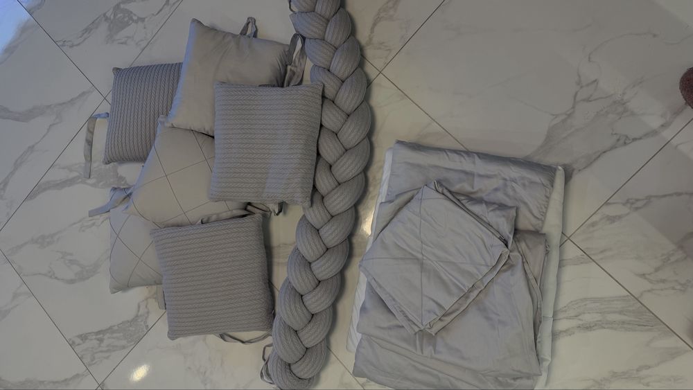 Бортики в дитячу кроватку ,набор бортиків