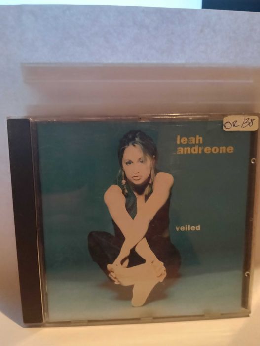 cd Leah Andreone (Veiled)