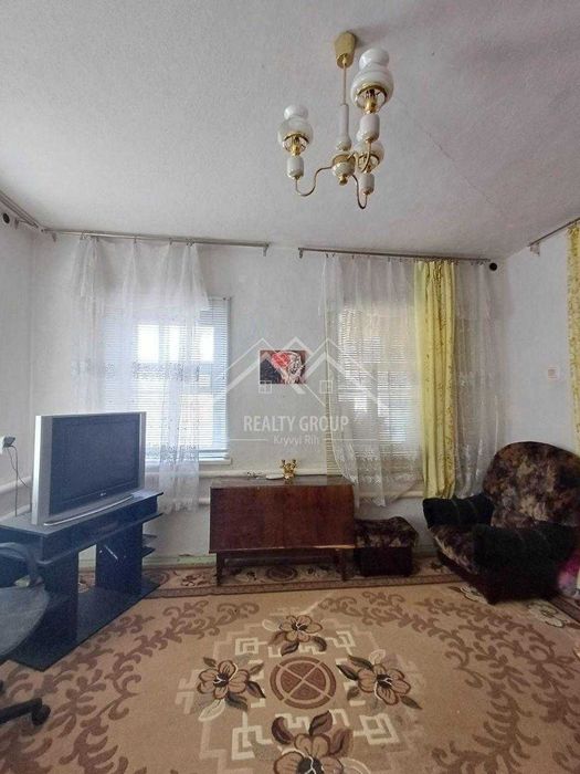 Продаж будинку в центрі села Веселе 20 км від Социка.