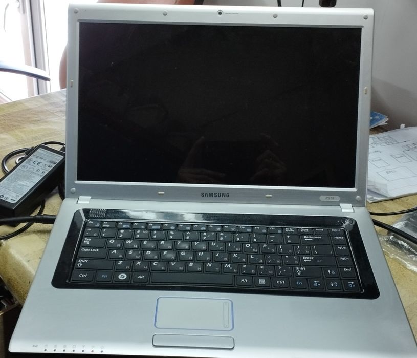 Samsung NP-R518H (НЕ рабочий)