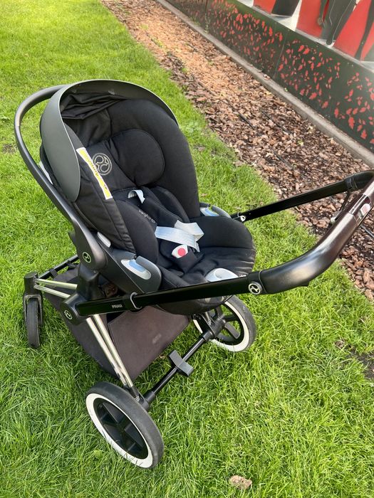 Автокрісло Cybex Cloud T i-Size + Base T Isofix + адаптери