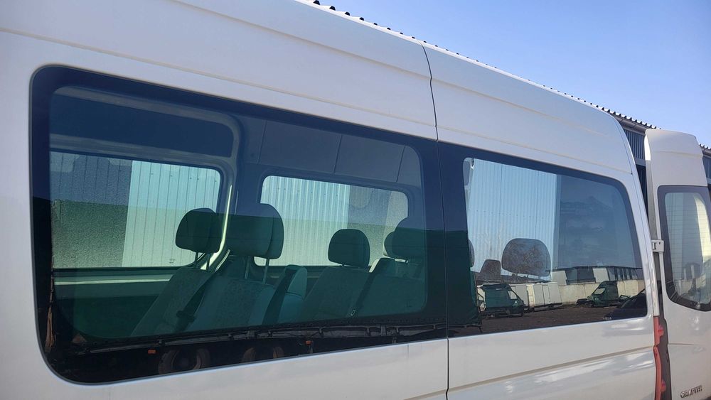 Стекло Скло на Пасажир Mercedes Sprinter W906 Volkswagen  Крафтер