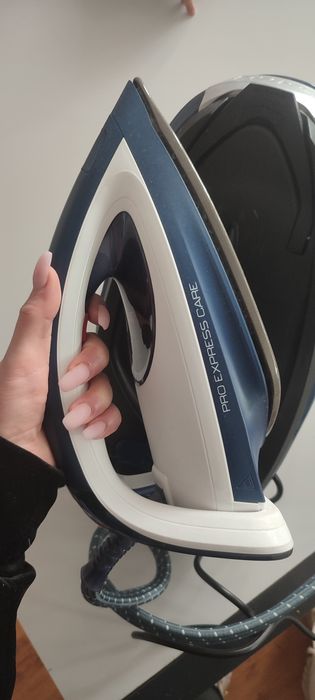Żelazko z generatorem pary Tefal
