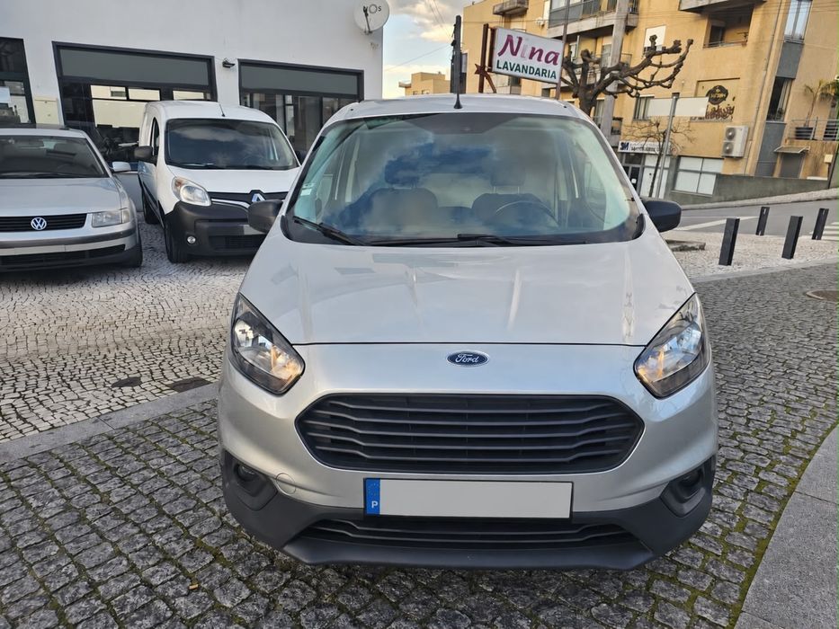 Ford Transit Courier