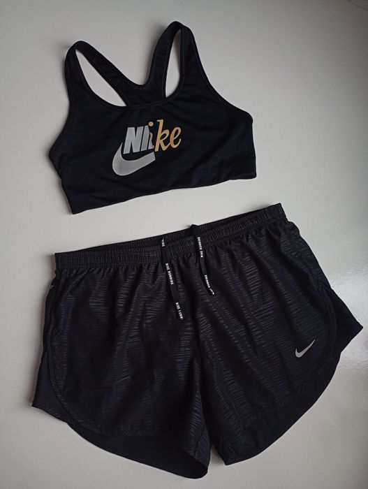Шорти спортивні жіночі  S Nike
