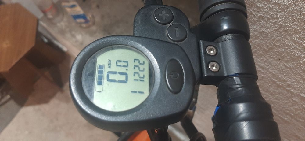 Продам електро самокат