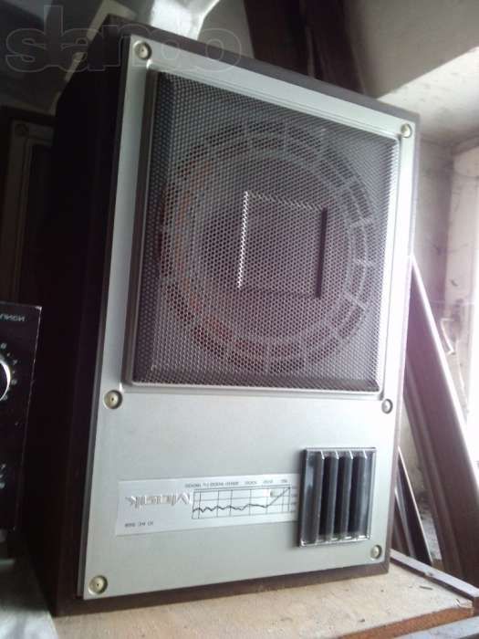 Маяк Аудио магнитофон Маяк 240 с двумя колонками