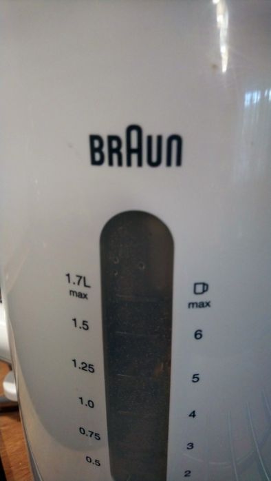 Czajnik elektryczny BRAUN WK 101 AI.