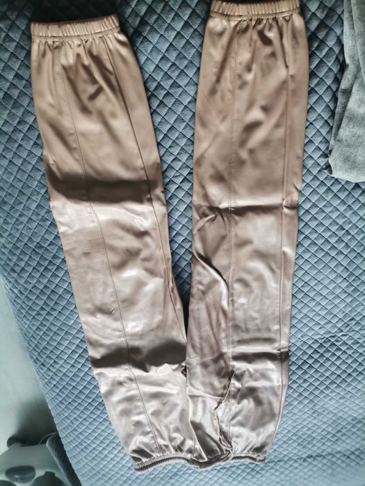 Spodnie beżowe shein