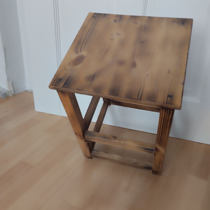 Taboret stołek z drewna rustykalny styl