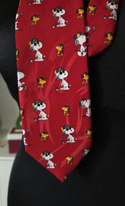 Nowy czerwony krawat Peanuts Snoopy tie C&A