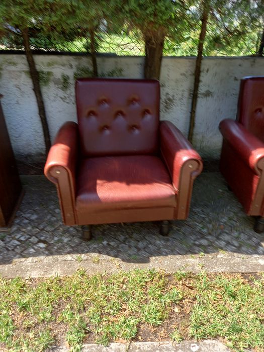 Par de Sofás  em pele