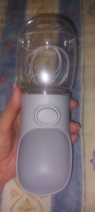 Garrafa doseadora para animais de estimação