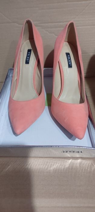 Buty damskie szpilki brzoskwiniowe ok, r. 38