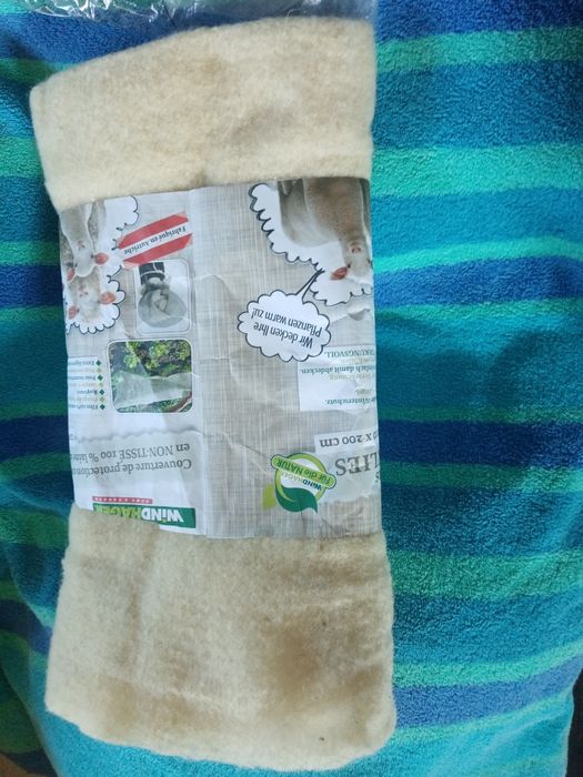 Овчина на ліжко або диван