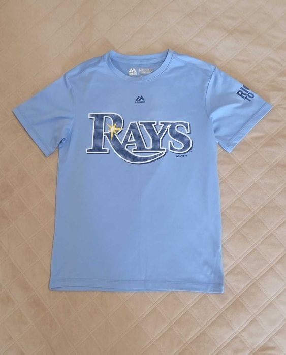 Спортивна футболка на хлопчика 8-12 років