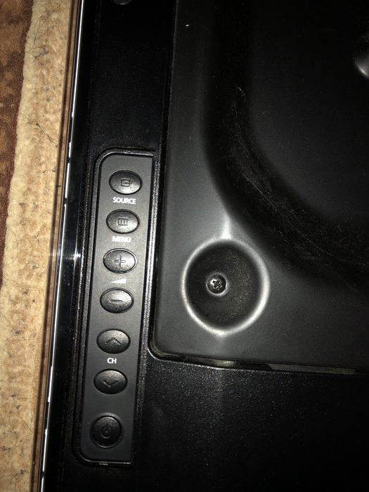 Продам телевизор самсунг.На запчасти.