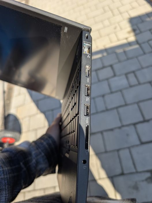 Надійний ноутбук бізнес-класу з сенсорним екраном ThinkPad T580 є 200ш