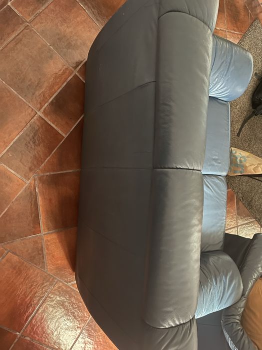 Sofás em pele, conjunto ou separado