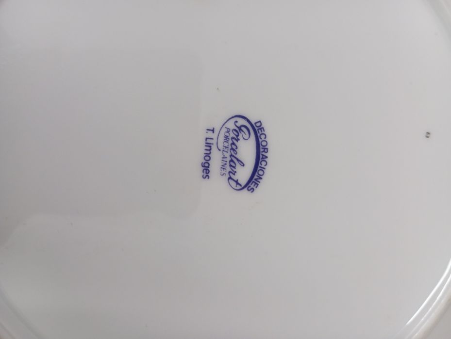 Prato decorativo em porcelana