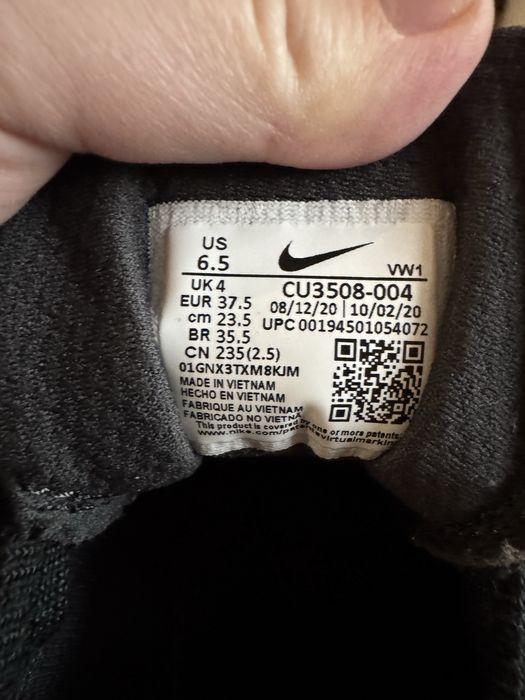 Бігові кросівки nike renew