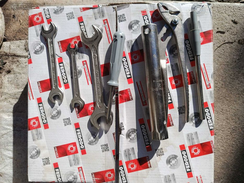 Ferramentas BMW E30 coupé originais