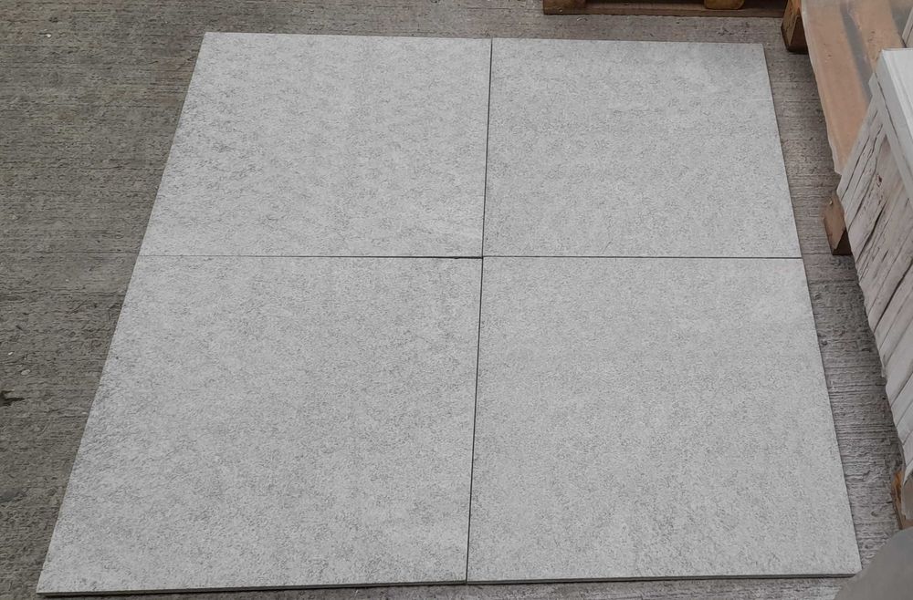 Płytki granitowe VISCONT WHITE DUKE 61 x 30,5 x +/- 1,2 cm polerowane