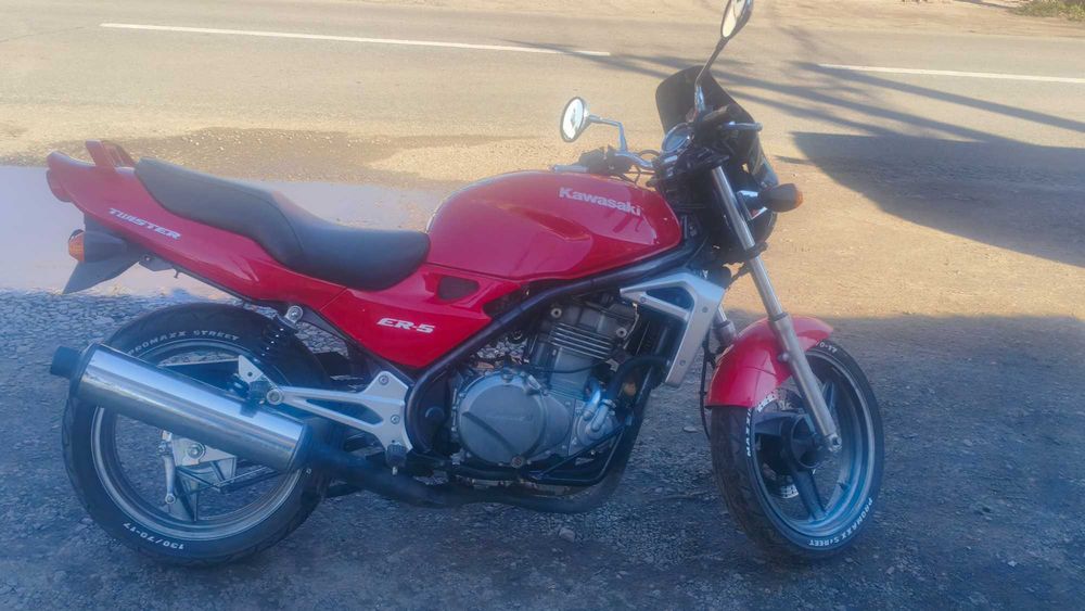 Продам мотоцикл Kawasaki Er5