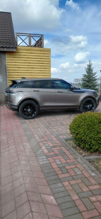 Рендж ровер эвок