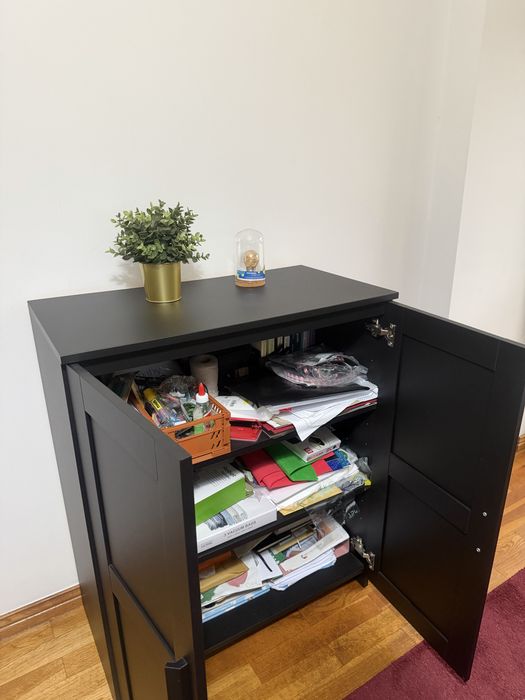 Aparador/Armário IKEA BRIMNES preto com 2 portas