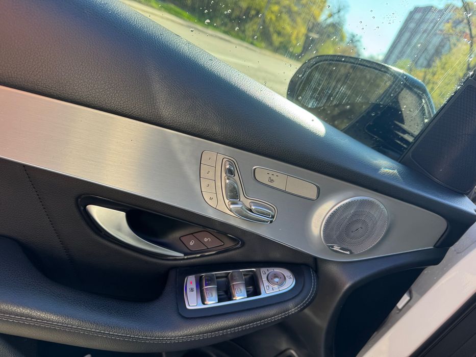 Mercedes Benz  4 matic Glc 300 COUPE 2020 рест full
