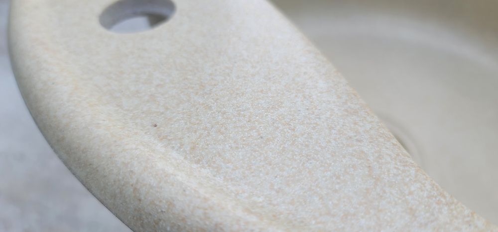 Мийка з штучного камню