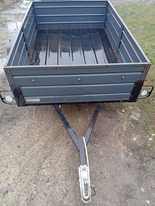 Продам легковий прицеп "Лев" з малим пробігом.