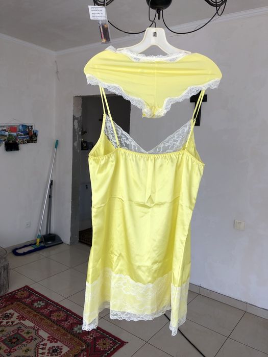 Білизна жіноча, шовк натуральний