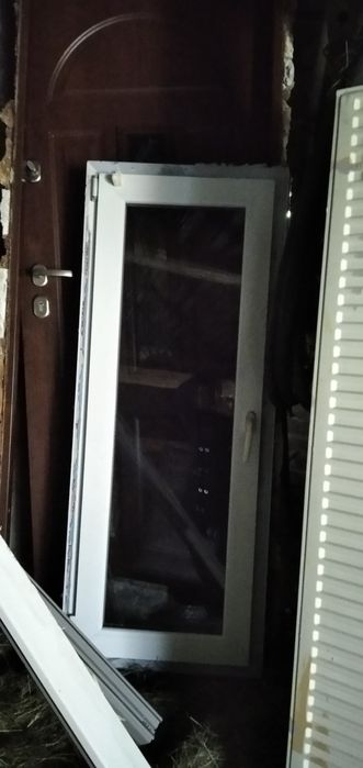 Okna PCV  z demontażu mahoń.