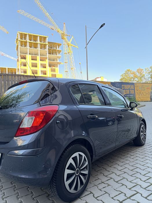 Opel Corsa 1.3D Автомат !