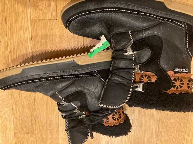 Nowe Ocieplane Buty-Kozaki Sznurowane rozmiar 42 W-wa