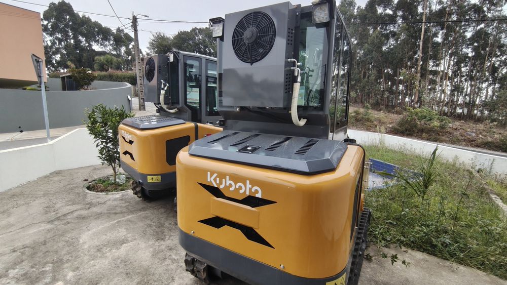 Mini Escavadora giratória 2.5 toneladas KUBOTA
