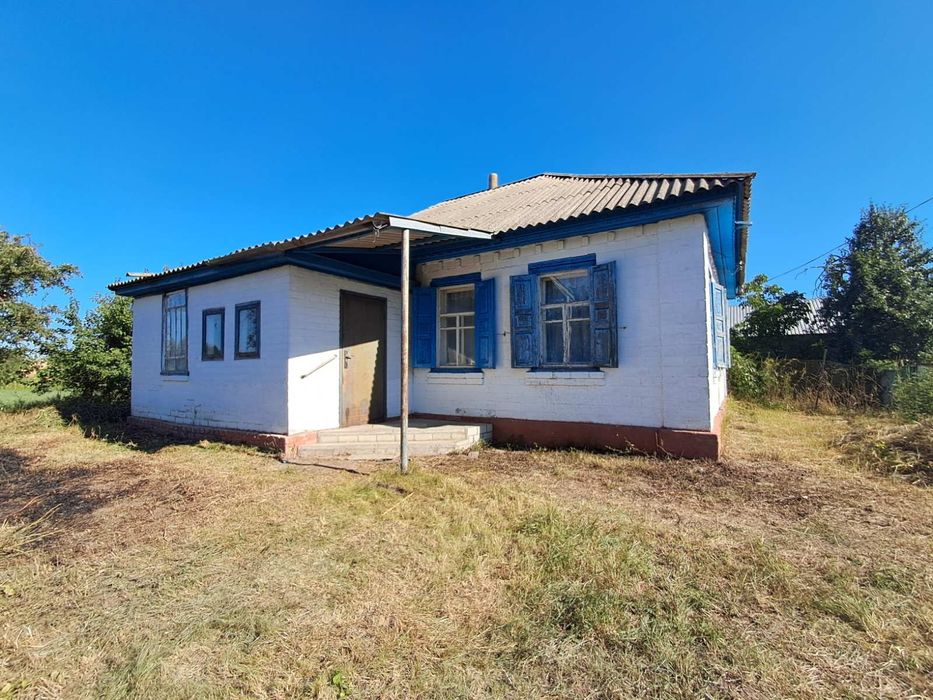 Продам  цегляний будинок.