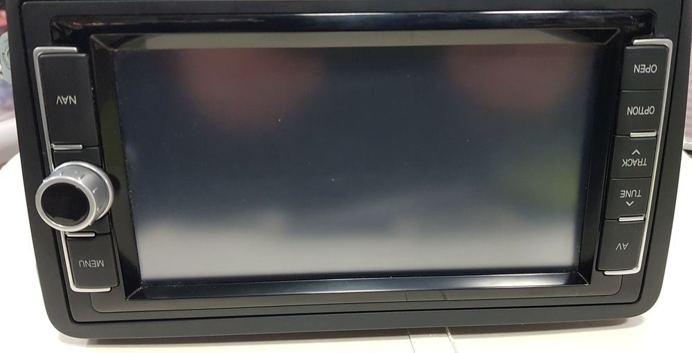 Автомагнитола Clarion "model J6CAE2JP8"