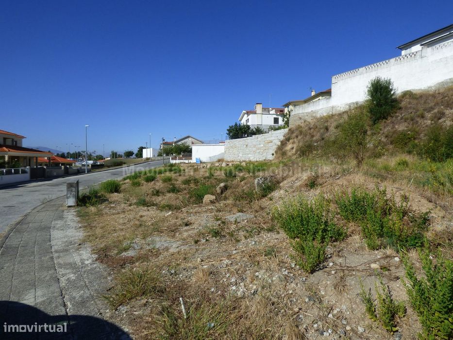 Lote de Terreno  Venda em Celorico (São Pedro e Santa Maria) e Vila Bo